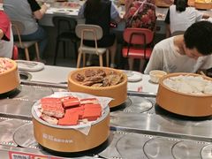 -龍歌自助小火锅(芝罘万达店)