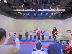 -小鸡哆哆故事屋·儿童乐园(嘉里城店)