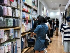 -优衣库(广州番禺万达广场店)