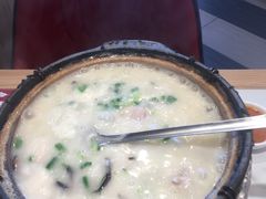 干贝排骨粥-粤仔湾砂锅粥(金太湖店)