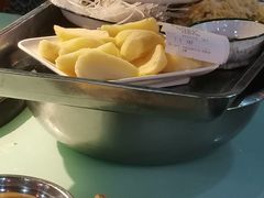 -鱼窝棚柴火铁锅炖(富山屯店)