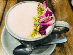 -FLOVIE FLORIST CAFE