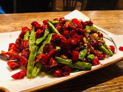 干煸四季豆-胡桃里音乐酒馆(环亚凯瑟琳广场店)