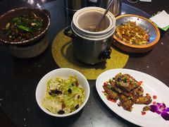 -山里人湘菜·山茶油炒土鸡(嘉邻中心店)