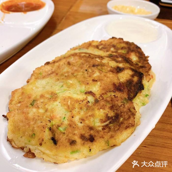TUK土耳其餐厅·下午茶(卢湾店)西葫芦饼配酸奶图片