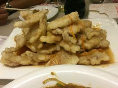 -老码头黑皮肘子锅包肉(赣水路店)