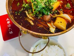 -成都你六姐·牛肉冒菜·麻辣香锅(长泰广场店)