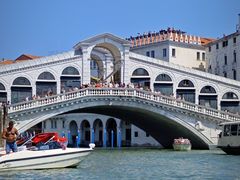 -里亚托桥