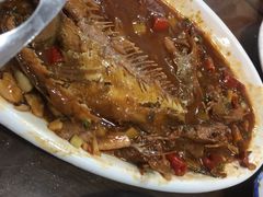 -临街徽菜馆·正宗黄山味
