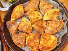 料理烤特色火烧-老东镇啤酒屋海鲜加工·蒸汽海鲜·海鲜烧烤(台东店)