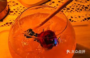 Immortal Peach Cocktail