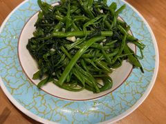 -小白的·非遗东方烤乳猪·海南菜连锁餐厅(椰梦长廊外贸路店)