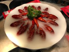 -沪小胖小龙虾(淮海中路旗舰店)