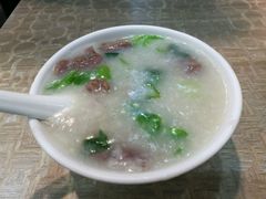 -银记肠粉店(新港西路店)