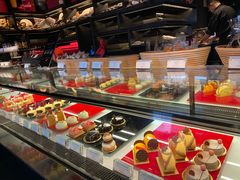 -Salon de The de Joel Robuchon(外滩18号店)