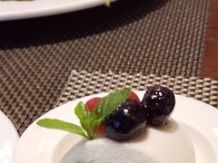 小蛋糕-杭州华美达大酒店无国界西餐厅