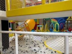 -泛尼尼儿童乐园(文化广场店)