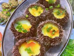 -三亚火车头万人海鲜广场