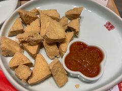 金陵臭豆腐-弄堂小笼包(西青中北永旺购物中心店)