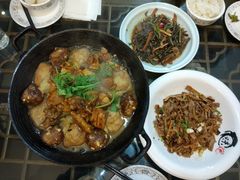 -临街徽菜馆·正宗黄山味