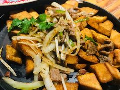 -塔哈尔·新疆盛宴(城西银泰店)