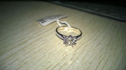 -威德钻石-克拉钻大本营(南京东路店)