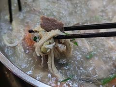 -老石黑山羊毛驴肉火锅(金凯广场店)
