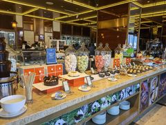 自助取餐区-大中华希尔顿酒店-念自助餐·嗨啤·小龙虾