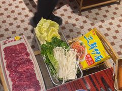 -沙胆彪炭炉牛杂煲(上海日月光广场店)