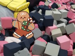 -嘿哟动霸CHUA·新潮玩运动娱乐中心·蹦床滑冰团建乐园