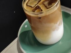 -UNI UNI(环亚凯瑟琳店)