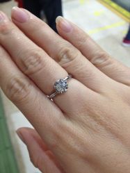 点击看大图 iphone_upload_pic-威德钻石-克拉钻大本营(南京东路店)