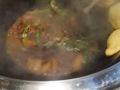 -哈尔滨烧烤·山河村铁锅炖(交大店)