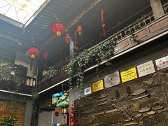 -蔼若春.传承三十年云南菜(金碧公园店)