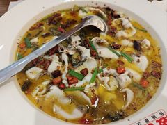 招牌酸菜鱼-酸婆娘江湖川菜(紫竹路店)