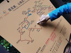 -梭布垭石林景区