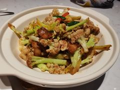 -峨嵋小镇·川菜(勒泰中心店)