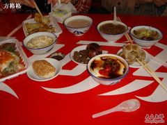 一桌子的秦淮八绝-夫子庙小吃广场(东牌楼店)