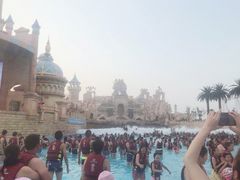 -乐华城·88度温泉乐园