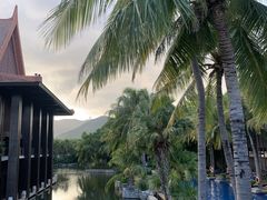 -三亚湾海居铂尔曼度假酒店