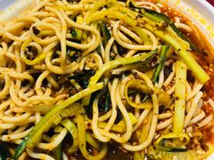 金牌凉面-三妹小龙虾·黄油蟹(华侨城总店)