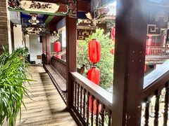 -香满楼.建水老宅院
