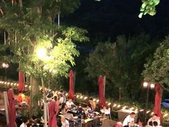 -楠柏弯休闲山庄(梨花溪店)