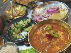 -胡悦里韩式烤肉(芝罘万达广场店)