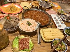 -旧街市鲜货老火锅(大光路店)