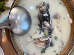 -美顺香食府鱼头老店(雪野湖店)