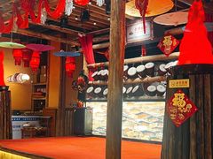 -老滇山寨•云南特色菜•地方菜•民族风情歌舞表演(金碧店)