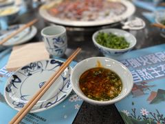 -楠柏弯休闲山庄(梨花溪店)
