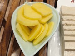 -亮欢寨酸汤鱼(沙冲路店)