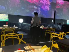 -海底捞火锅智慧餐厅(中骏世界城店)